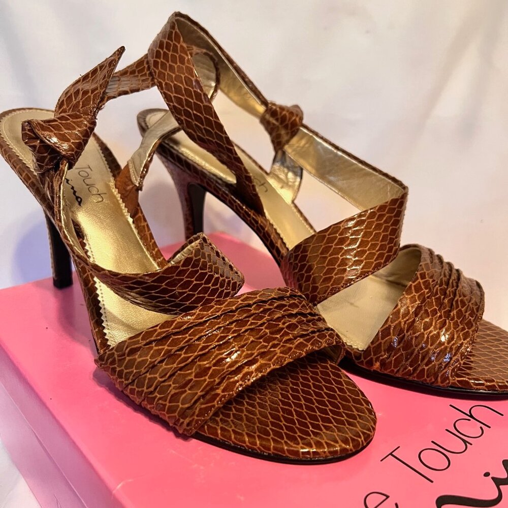 The Touch Of Nina-Vipor-Women's 4" Heels-Mocca/Tan/Gold-Size 8 1/2"-Slip On-Sexy